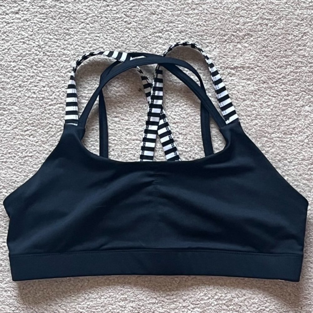 Champion DuoDry Criss Cross Monochrome Striped Sports Bra Medium